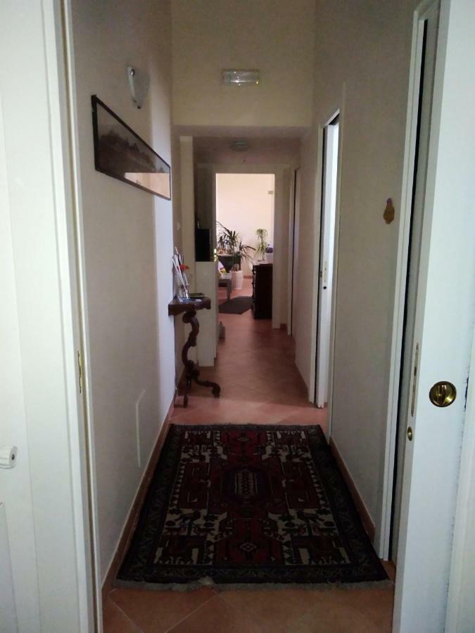 Fronte Al Porto Apartment ซาแลร์โน ภายนอก รูปภาพ